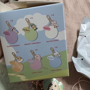 Pop Mart Hacipupu Snuggle With Me